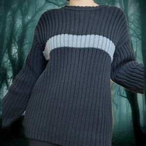 large black gap sweater